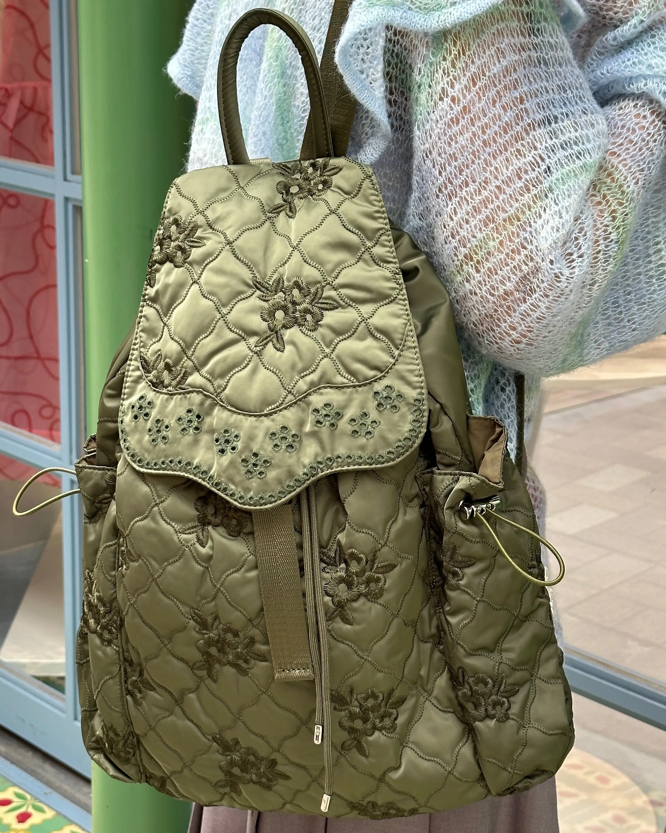 pointe backpack (khaki)